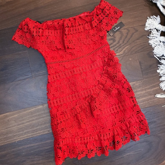 Lulu’s Red Lace Off The Shoulder Dress - NWT (M) - Picture 2 of 4